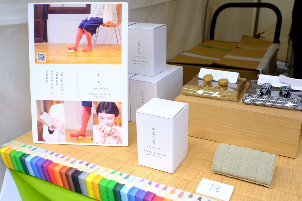 なんば広場で開催されていた「大阪ユニークもん博覧会2026」の様子