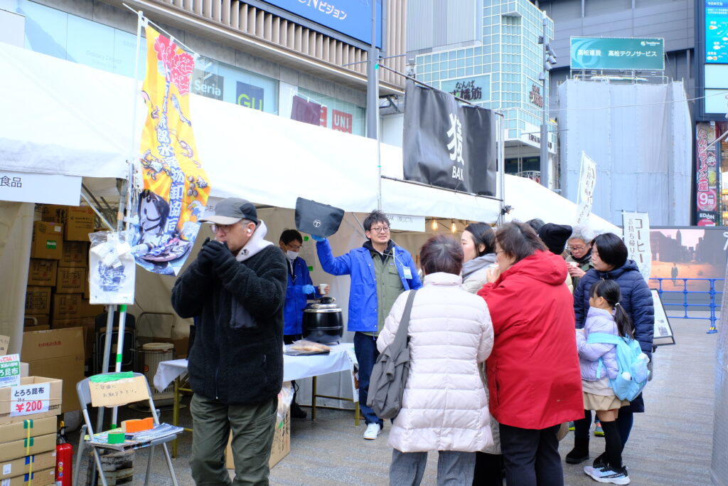 なんば広場で開催されていた「大阪ユニークもん博覧会2026」の様子