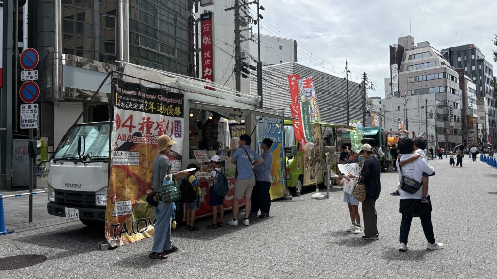 なんば広場で開催されたなんばTSUNAGUフェス